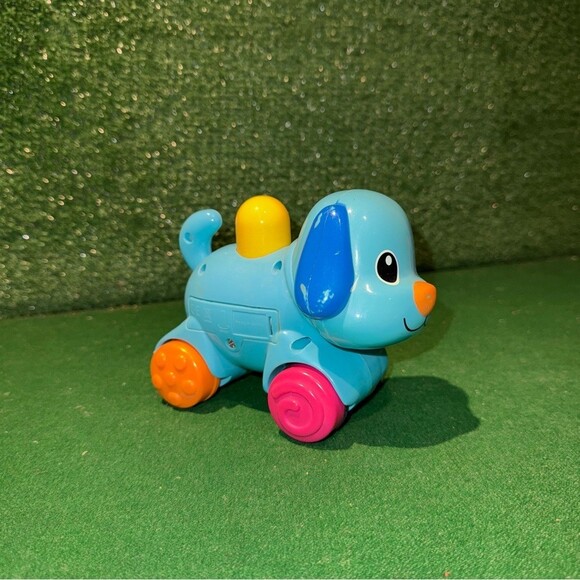 Winfun Press 'N Go Pet Puppy - Picture 2 of 2
